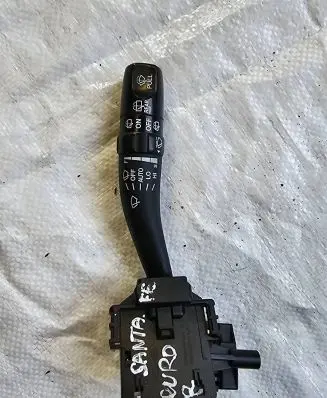 Hyundai Santa Fe Wiper control stalk 202004726