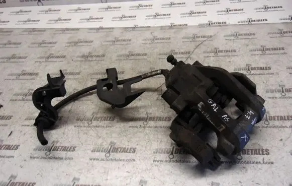 Mercedes-Benz GL X164 Rear brake caliper