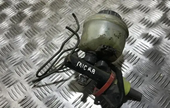 Nissan Micra Master brake cylinder