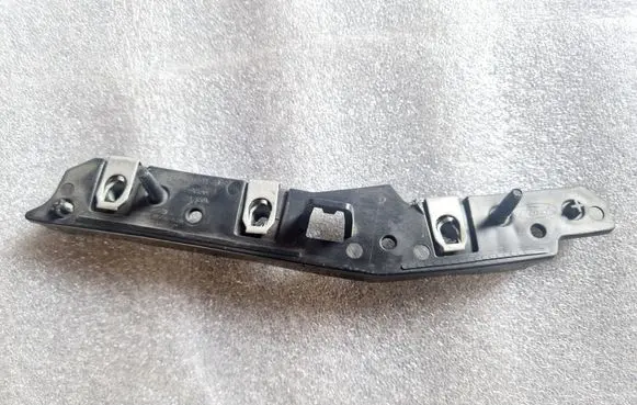 Ford Explorer V Fender mounting bracket FB5317D941AC