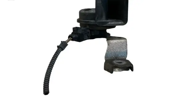 Volkswagen Scirocco Horn signal A046466 E9001157 3881157
