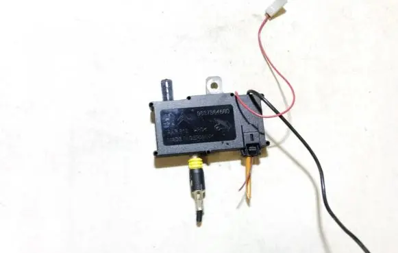 Antenna control unit