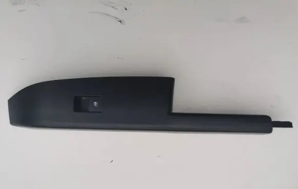 Chevrolet Aveo Electric window control switch 95460076