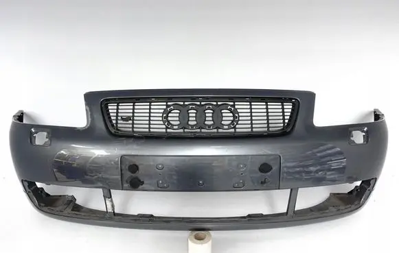 Audi A3 S3 8L Front grill 8L9863653