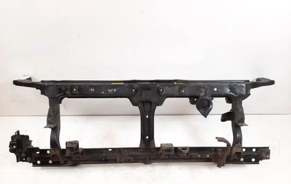 Nissan Navara D40 Radiator support slam panel