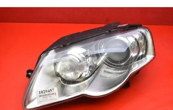 Volkswagen PASSAT B6 Headlight/headlamp 3C0941753G