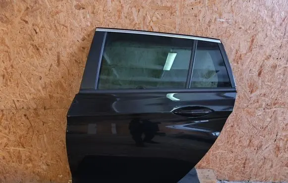 Opel Astra K Rear door GB9