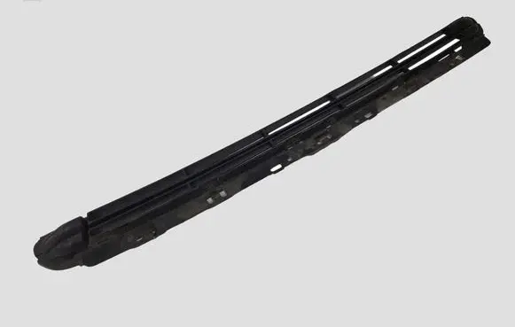 Citroen C5 Front bumper upper radiator grill 9682331677
