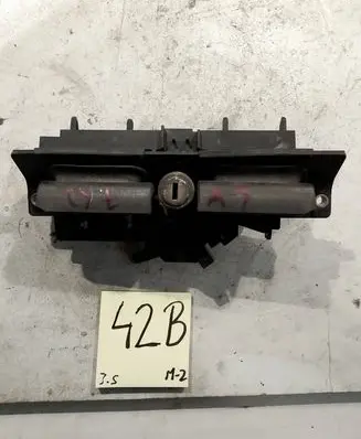 Audi A3 S3 8P Tailgate trunk handle 8D9827576B