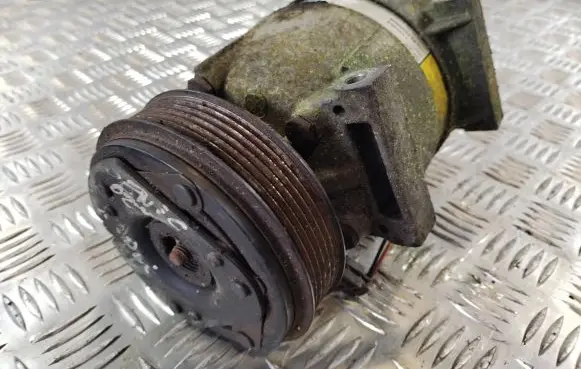 Renault Scenic I Air conditioning (A/C) compressor (pump) 12345923 1135309 E01153030D