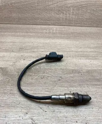 BMW 3 F30 F35 F31 Lambda probe sensor 8570230 0281004440