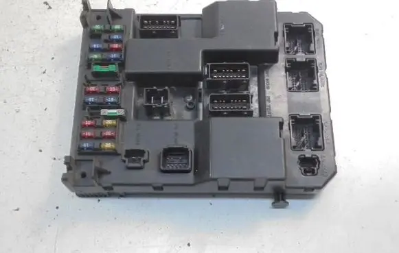 Citroen C5 Fuse box set 9651196880