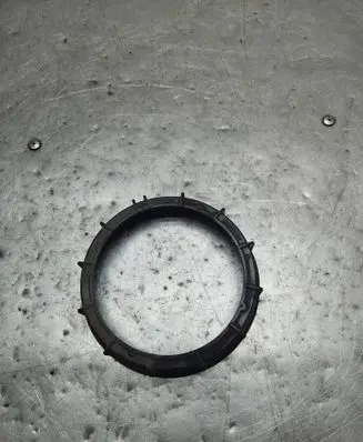 Renault Captur In tank fuel pump screw locking ring/nut 10070910100
