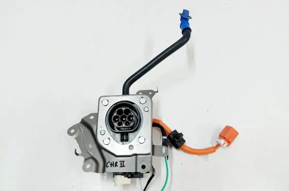 Toyota C-HR II Electric car charge socket G908110031