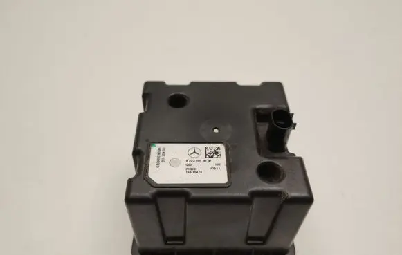 Mercedes-Benz EQC Front door speaker A2239016902