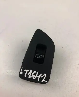 Volvo XC90 Electric window control switch 31376458