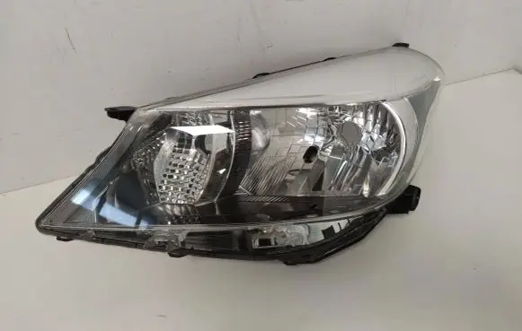 Toyota Yaris Headlight/headlamp OD79 13140