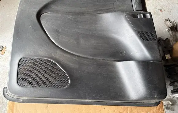 Chrysler Pacifica Rear door card panel trim 5095554 551116 5079760