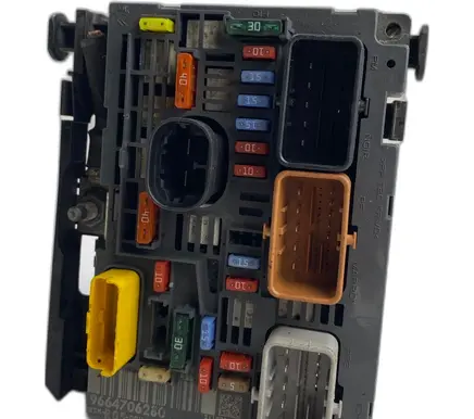 Citroen Berlingo Fuse box set 9664706280 R05