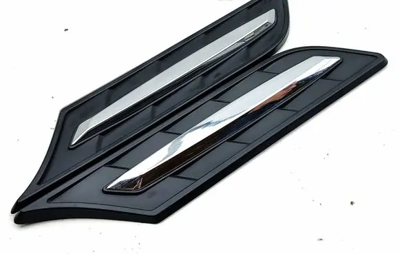 Suzuki Vitara (LY) Fender trim (molding) 7262154P0 7261154P0