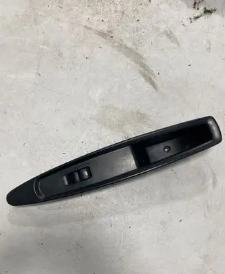 Citroen C4 I Front door window switch trim 9650912377