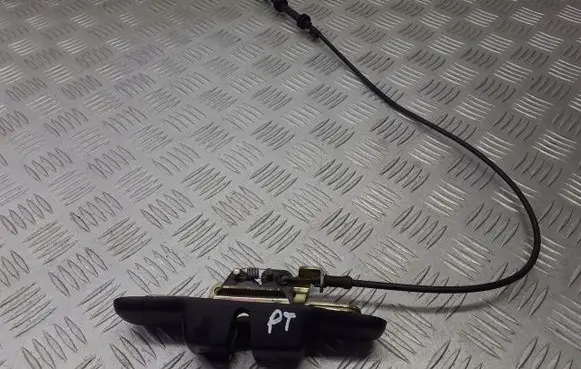 Ford Mondeo Mk III Tailgate lock latch 1S71F613D60AA