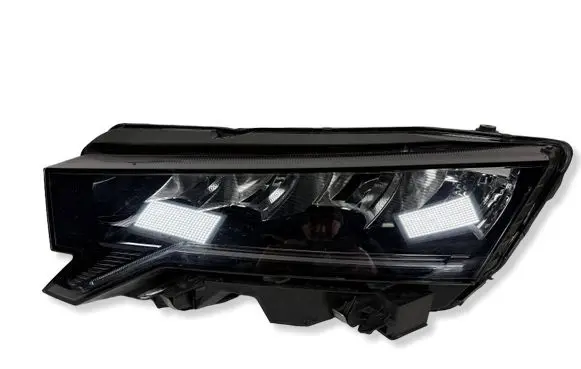 Skoda Octavia Mk4 Headlight/headlamp 5E4941009