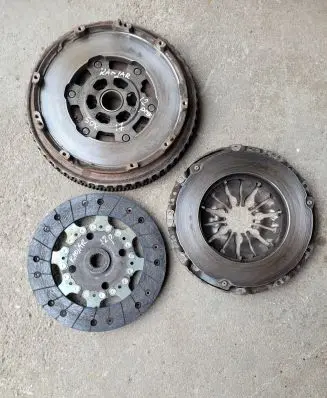 Renault Kadjar Clutch set kit 302059210r 301013644r