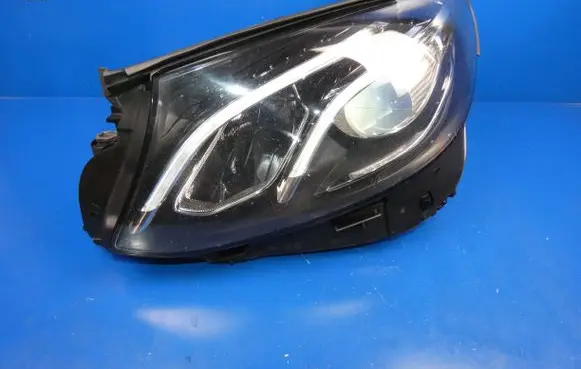 Mercedes-Benz E W213 Headlight/headlamp A2139067906