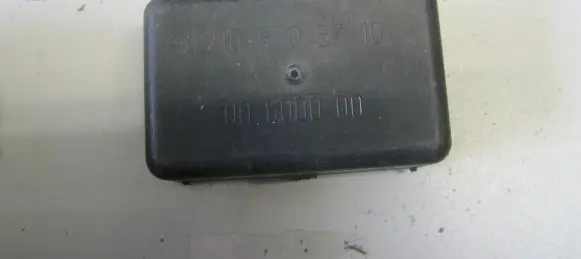Mercedes-Benz E W210 Rain sensor 2108205710