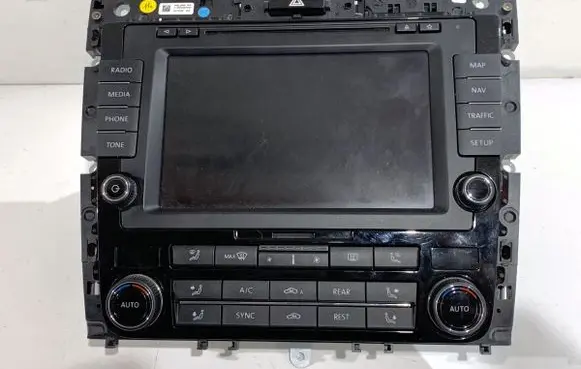 Volkswagen Phaeton Radio/CD/DVD/GPS head unit 3D0035005S