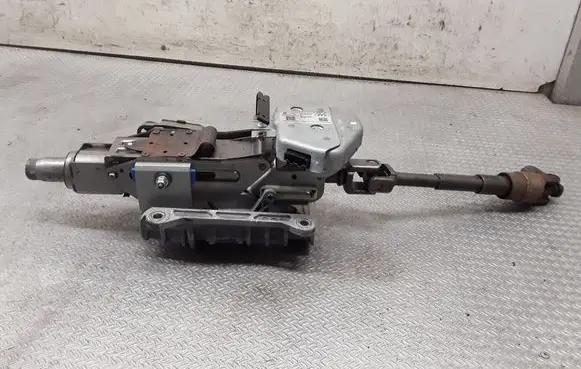 Steering wheel axle set
