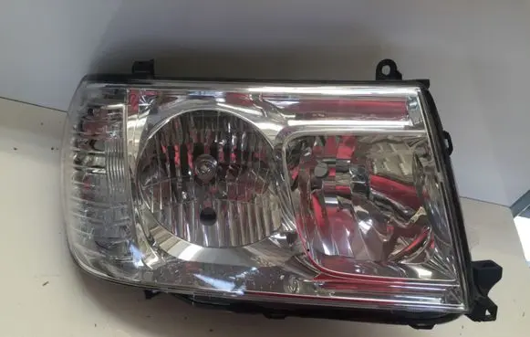 Toyota Land Cruiser (J120) Headlight/headlamp 8113060A90
