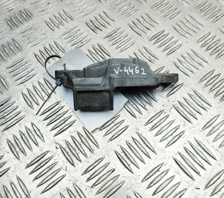 Peugeot 108 Generator/alternator bracket 9812038580