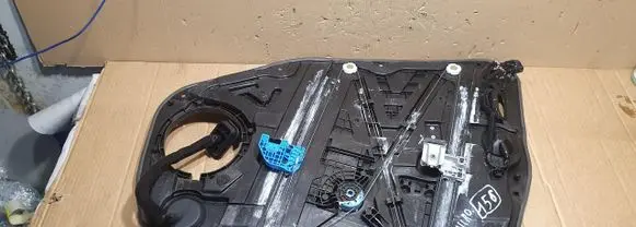 KIA Niro Front window lifting mechanism without motor 