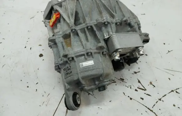 Tesla Model 3 Electric car motor 1120960-10-g