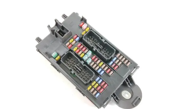 Volvo XC90 Fuse module 31346672 0112569 K067R