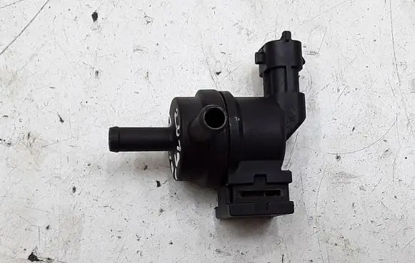 Vacuum valve