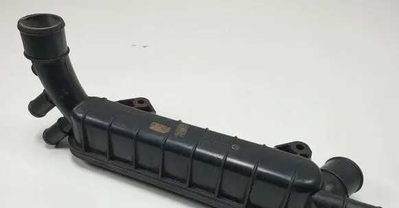 Opel Astra G Engine oil radiator 90448821