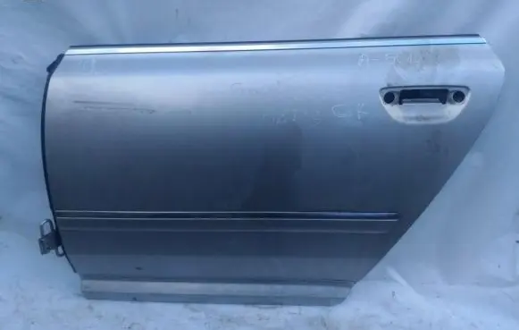 Audi A8 S8 D3 4E Rear door pilka