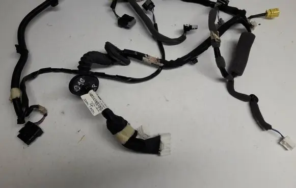 Renault Kadjar Front door wiring loom 241241712R