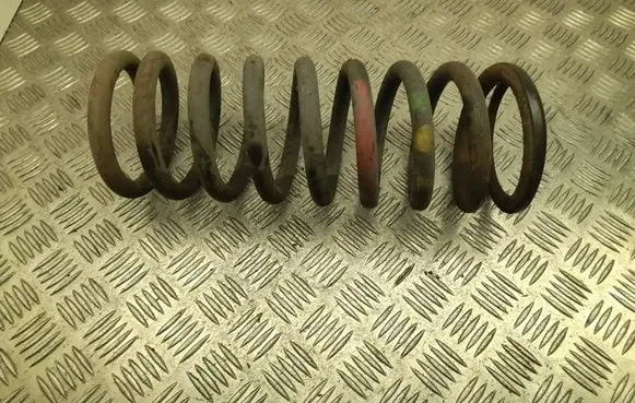 Mercedes-Benz S W126 Rear coil spring