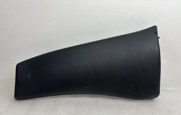 BMW X1 E84 Rear seat side top trim 5502251009 55202992395 1707973