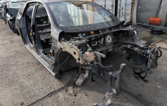Peugeot 308 SW Front quarter panel 