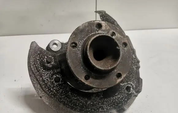 BMW 3 E90 E91 Front wheel hub 6764443