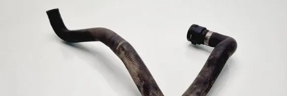 Audi A4 S4 B5 8D Engine coolant pipe/hose