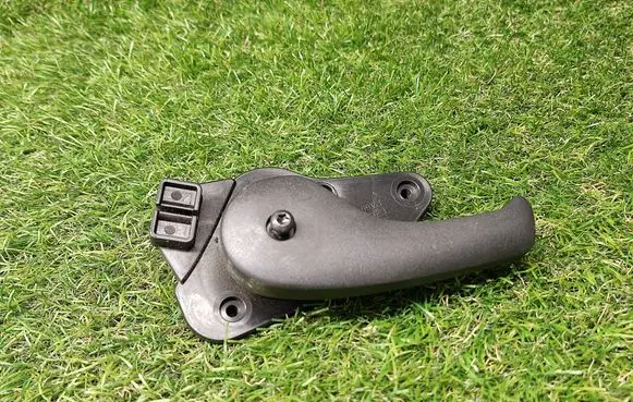 Volvo V40 Engine bonnet (hood) release handle 31278799
