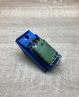 Ford Focus Heater blower motor/fan resistor XS4H18B647BA