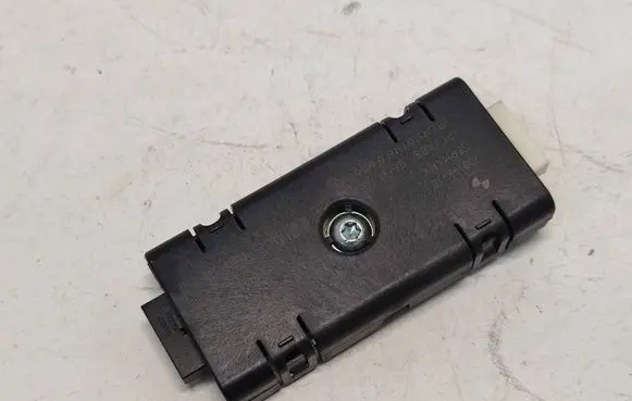 BMW 5 F10 F11 Aerial antenna amplifier 65209199865