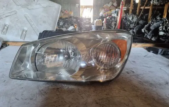 KIA Cerato Headlight/headlamp 921012F0 921012F0L